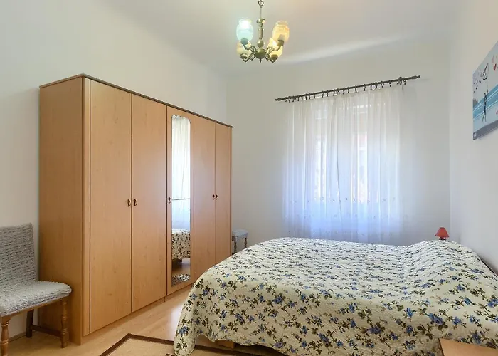 Διαμέρισμα Aida